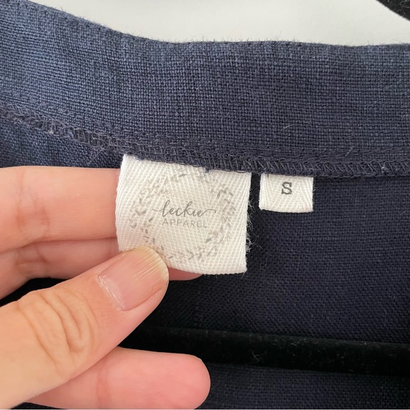 Buttoned peplum top 🇨🇦 - Picture 6 of 6